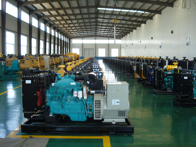 乐东租赁发电机-柴油发电机组冒蓝烟、冒黑烟、冒白烟故障分析