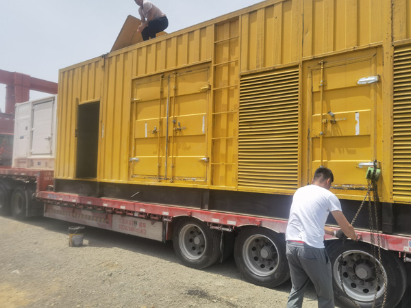 乐东发电机出租100KW发电机需要什么规格的电缆线？