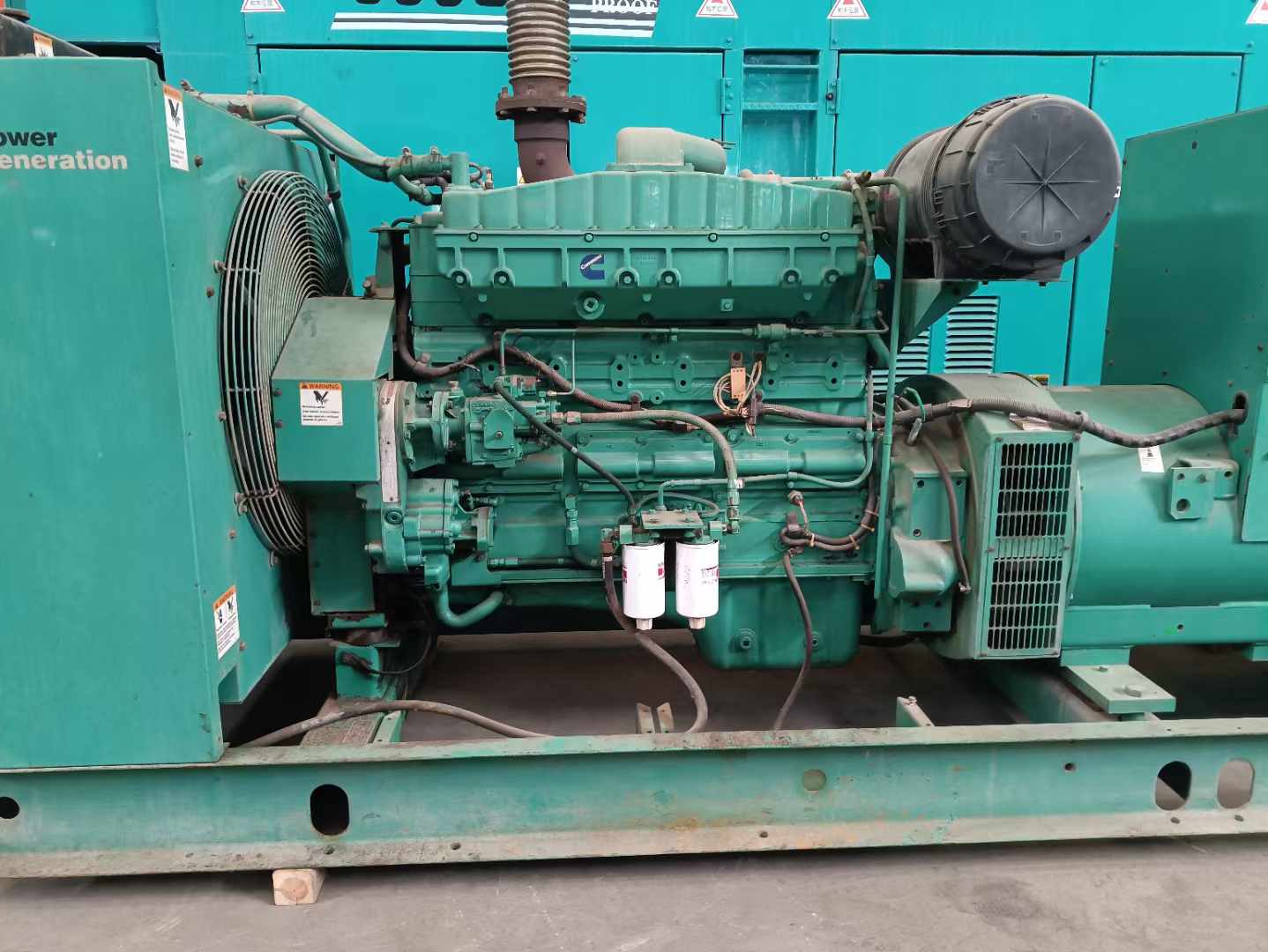 乐东过载会对 600kW 柴油发电机组造成哪些损害？