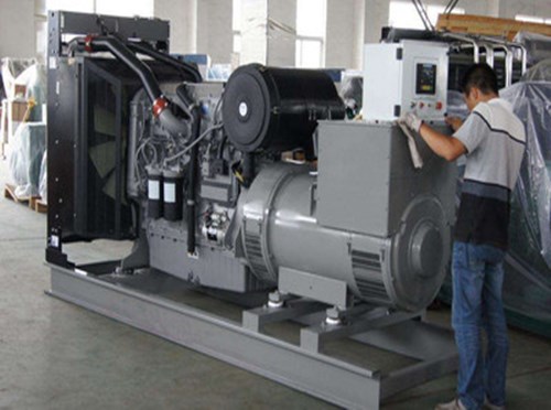 乐东柴油发电机组和储能设备配合使用的案例