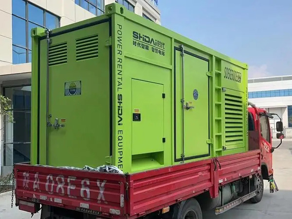 乐东更换水冷式机油散热器的密封件时，如何选择合适的密封胶？